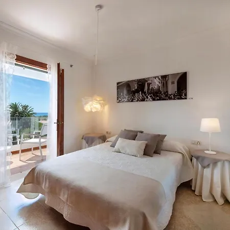 Tatil Evi Typisch Menorquinische Anna Mit Meerblick Son Bou